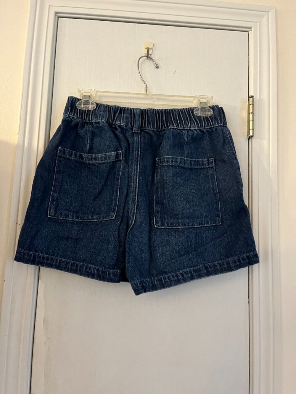 GAP Elastic Waist Denim Shorts - Picture 2 of 2
